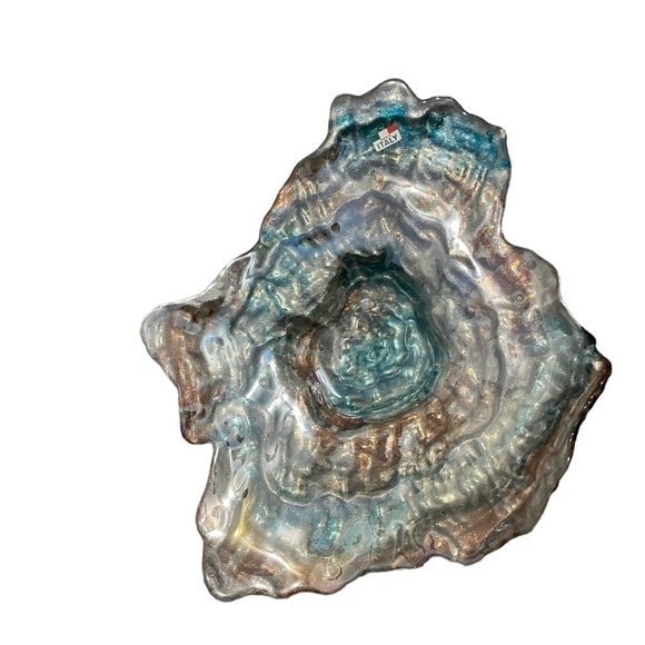 NWOT‎ Oyster Clam Shell Bowl Handmade in Italy Iridescent Color Size 16